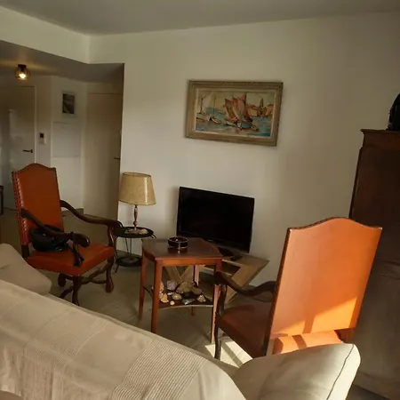 Location Estivale A La * Проприано