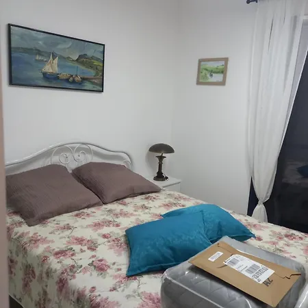 Location Estivale A La Daire *
